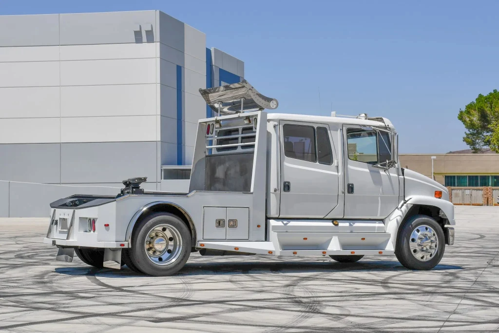 2002 Freightliner FL60 Sport Chassis